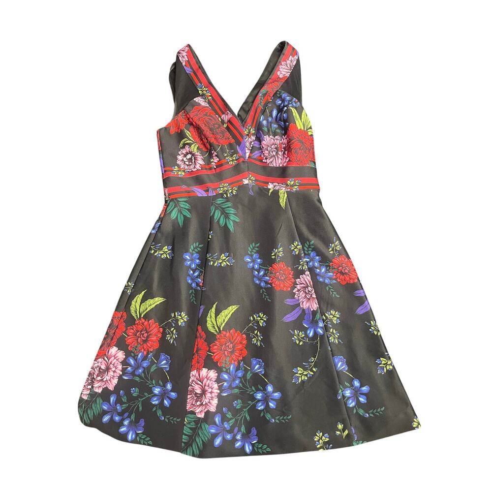 Guess Scuba V Neck Floral Dress